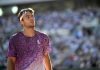 Wimbledon, Cobolli litiga con il suo angolo. Poi la partita viene sospesa