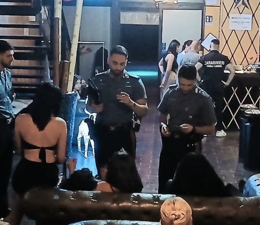 Castellucchio, lavoro nero e carenze igienico-sanitarie al night: denuncia e multe da 40mila euro