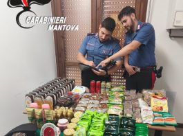 Non paga spesa da 400 euro e minaccia col coltello l’addetto alla sicurezza