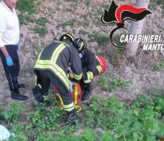 Dosolo, 92enne muore cadendo dall’argine mentre era in carrozzina