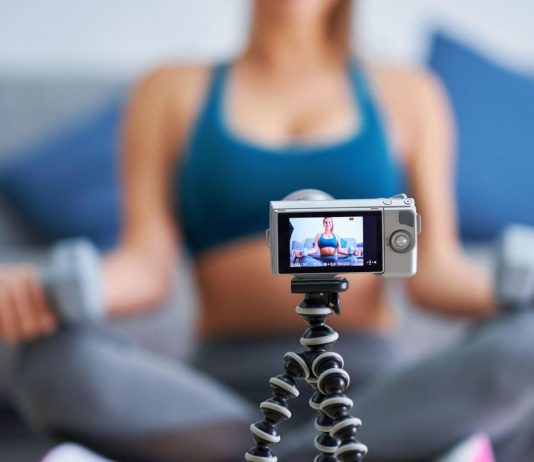Social, abuso di Instagram può alterare la percezione del proprio corpo, lo studio