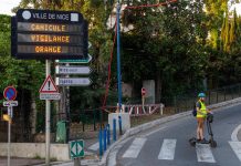 Caldo estremo in Francia, bambino di 3 anni trovato morto in auto