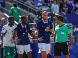 Francia-Senegal, contatto Mbappé-Mané e rigore negato: furia Deschamps e tv ‘ingannate’