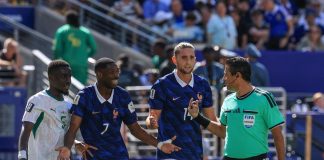 Francia-Senegal, contatto Mbappé-Mané e rigore negato: furia Deschamps e tv ‘ingannate’
