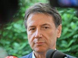 Inchiesta Covid, Conte scrive a La Russa e Fontana: “Pronto a farmi audire ma non lascio commissione”