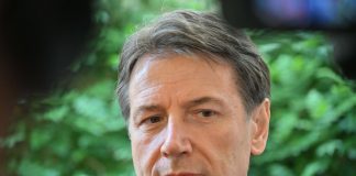 Inchiesta Covid, Conte scrive a La Russa e Fontana: “Pronto a farmi audire ma non lascio commissione”