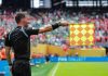 Mondiali, la Fifa rivoluziona il fuorigioco: niente più bandierine ‘in ritardo’