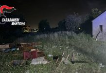 Mantova, incendio nella notte: rogo nella casa disabitata