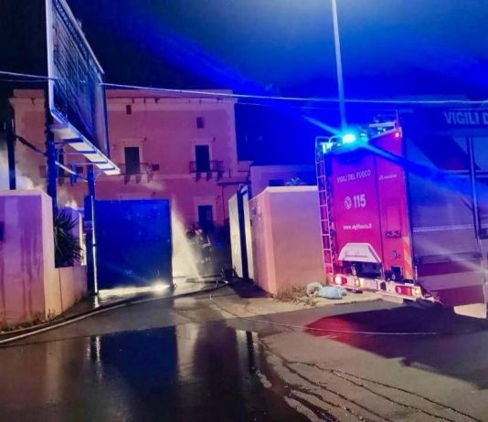 Palermo, nuovo incendio a ‘Sicily by car’ di Dragotto: distrutte diverse auto