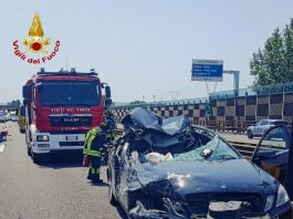 Auto tampona camion; 73enne ferito nell’ incidente sulla A22