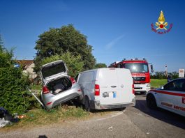 Roverbella, scontro all’incrocio: tre feriti, una donna è grave