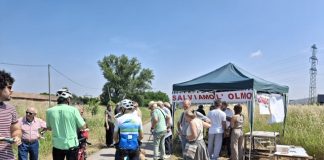 Corte Olmo Lungo, una comunità si mobilita per salvarla