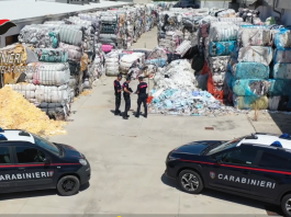 Rifiuti tessili spacciati per materiale recuperato e discariche abusive: sequestri anche a Mantova