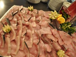 Cena di pesce? Occhio alle tossine marine: quali sono, cosa si rischia e come difendersi