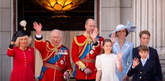 Regno Unito, il 55% vuole ancora la monarchia ma è il dato più basso degli ultimi 33 anni