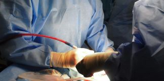 Operata al femore a 104 anni, già in piedi il giorno successivo all’intervento