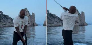 LeBron James gioca a gof… in mare. Il Codacons accusa: “Sta inquinando”