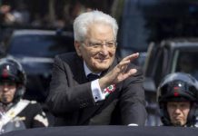Mattarella: “Da Presidente vedo nel Paese applicati principi della Repubblica. Italia avrà giovamento dal coraggio dei giovani”