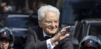 Mattarella: “Da Presidente vedo nel Paese applicati principi della Repubblica. Italia avrà giovamento dal coraggio dei giovani”