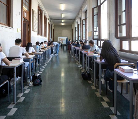 Maturità 2026, tracce di italiano: tema su Assemblea Costituente e il discorso di Saragat, Pavese e Brancati per analisi testo
