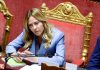 Meloni in Senato: “No a Ue superinvasiva, su assenza a vertice Tivat polemicucce”. Botta e risposta con Renzi