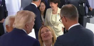 Trump-Meloni, siparietto distensivo al G7: “Io abbandonato”, “Noi sempre amici”