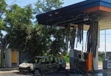 Cosenza, strage di migranti sulla Ss 106: 4 corpi carbonizzati in auto. Si segue la pista dell’omicidio
