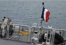 Francia intercetta petroliera russa al largo dell’Atlantico. Cremlino: “Atto di pirateria”