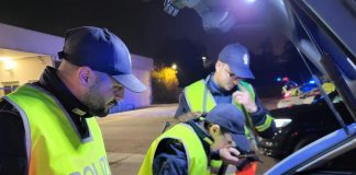 Incidenti, l’appello della Polstrada ai giovani: “Strada non è videogame, non bevete e andate piano”