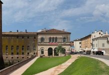 Riqualificazione a fianco del Castello: nasce la piazza ispirata all’antico teatro gonzaghesco