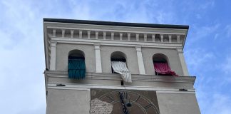 Rivarolo Mantovano, pioggia e vento danneggiano la Torre Civica. Strage di piante in paese