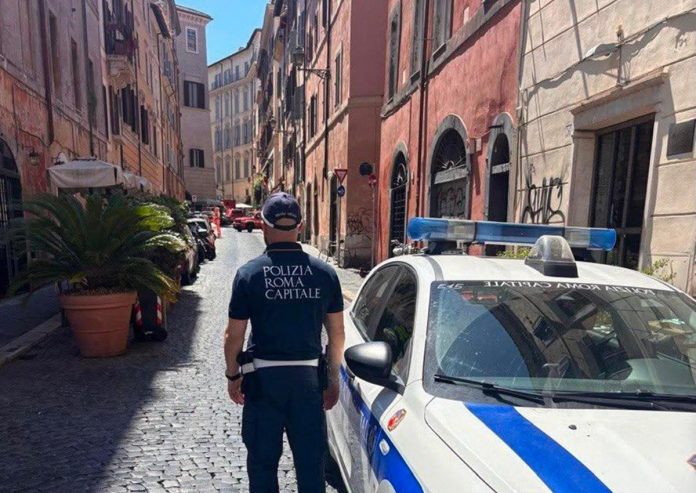 roma_esplosione_centro_polizia