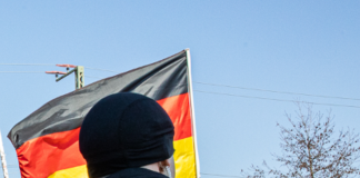 Sparatoria in Germania, media: “Almeno 5 morti, arrestati alcuni sospetti”