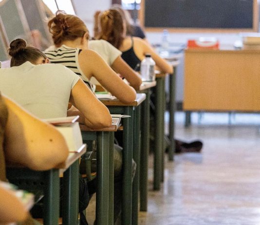 Ceresara, borse di studio per alunni meritevoli: bando aperto fino al 16 ottobre