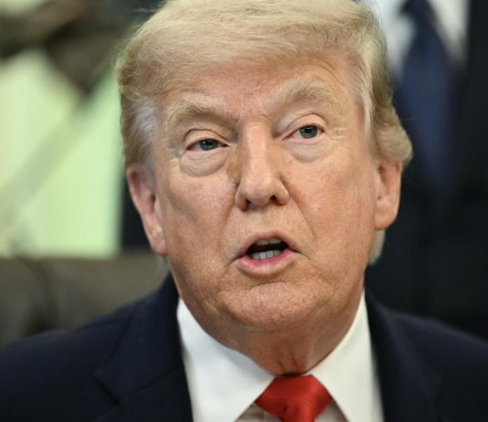 Trump: “Attacco di Israele a Beirut non avrebbe dovuto verificarsi. Molto vicini a un accordo con l’Iran”