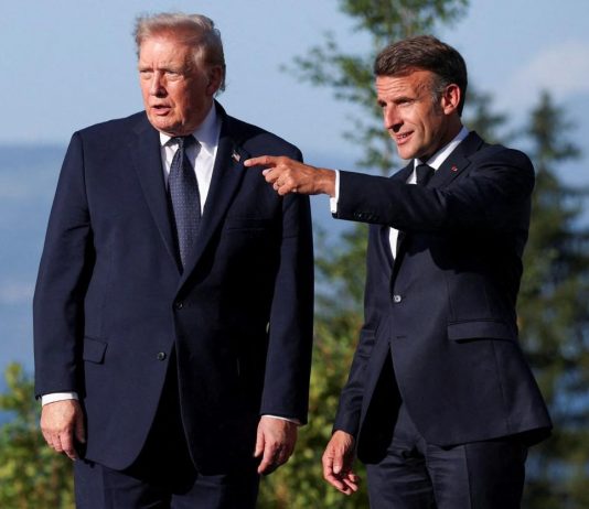 Trump sfida l’eredità di Jfk a Versailles: Macron si gioca la ‘roba seria’ per riconquistarlo
