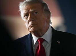 Iran, Trump annuncia nuovi attacchi: “Stasera colpiremo con grande forza”