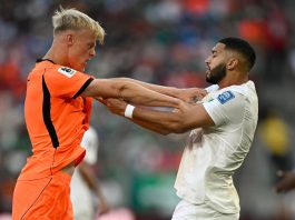 Olanda, gomitata su Van Hecke e sangue: furia contro Marocco
