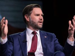 Iran-Usa, Vance: “Due mesi per negoziati iniziano oggi”. Il messaggio a Israele: “Trump unico alleato”