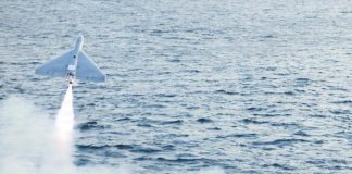 Raid Usa a Hormuz con ‘nuovi droni’, Centcom conferma: “Usati per la prima volta”