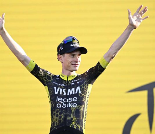 Cronosquadre alla Visma, Vingegaard prima maglia gialla del Tour
