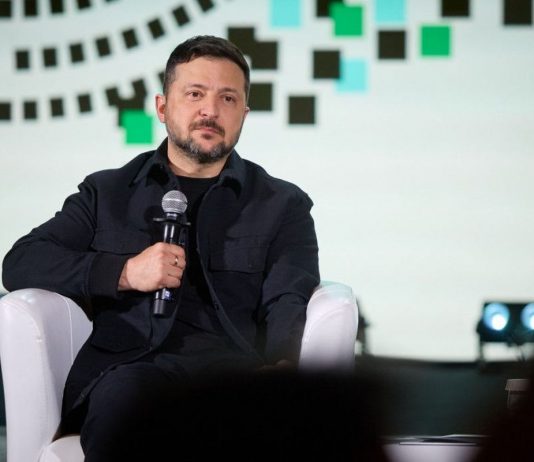 Ucraina, Zelensky “Putin teme per la sua vita, pace vicina se lascerà Mosca”