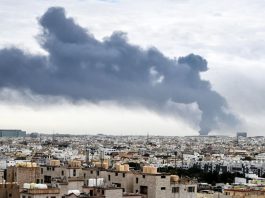 Iran, attaccate basi Usa in Bahrain, Kuwait e Giordania
