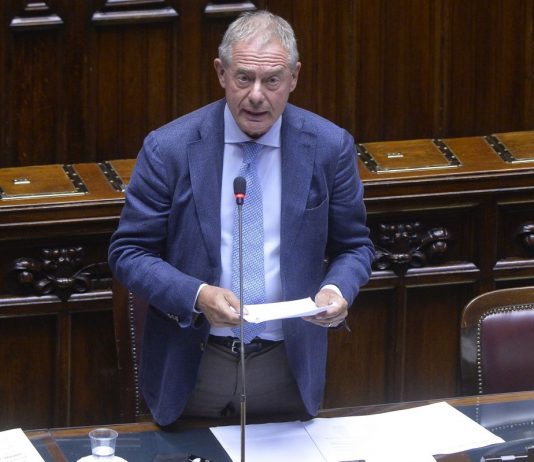 Automotive, Urso “In Europa siamo al collasso, non c’è tempo da perdere”