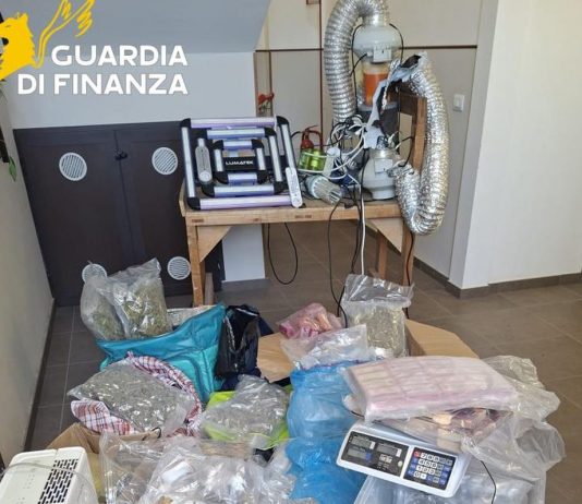 Trovati con 100 kg di droga tra hashish e marijuana, tre arresti nel catanese