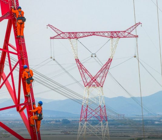 Cina, consumo di elettricità +5,3% nel primo semestre 2026. Trainano hi-tech e IA