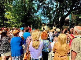 Suzzara, il parco parrocchiale di Brusatasso intitolato alla memoria di don Alberto Gozzi