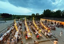Torricella, in 600 alla festa a Corte Fabbrica. Trebbiatura d’epoca sotto la pioggia