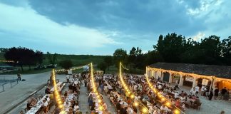 Torricella, in 600 alla festa a Corte Fabbrica. Trebbiatura d’epoca sotto la pioggia