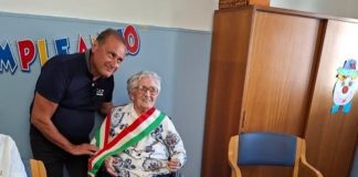 Ostiglia, il Sindaco Barberio festeggia i 103 anni di Giacinta Milani alla rsa Belfanti